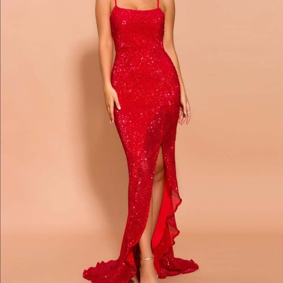 Dresses & Skirts - Red sparkle dress